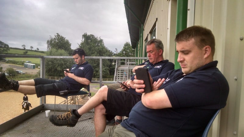 #RDAGroundCrew having a doze.